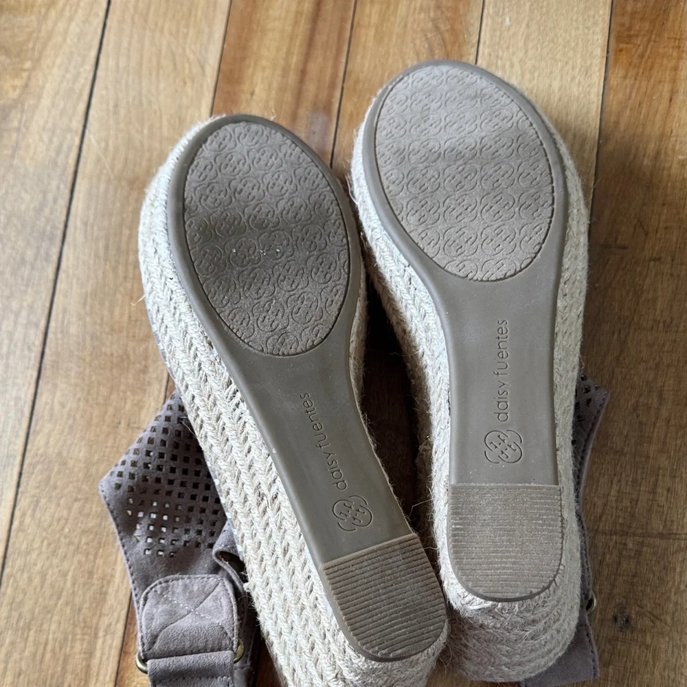 Daisy Fuentes Taupe Perforated Wedge Sandals